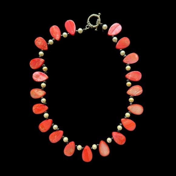 Jewelry - Women’s Necklace - Salmon Teardrops, White Pearls & Black Beads - Choker Length